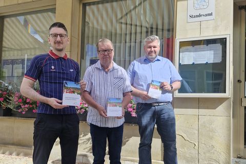 v.l.n.r.: Erster Bürgermeister, Jan Marberg, Günter Wagner, Wagners Anzeigenvertrieb & Drucksachen aller Art, Michael Worschech, Geschäftsleitung