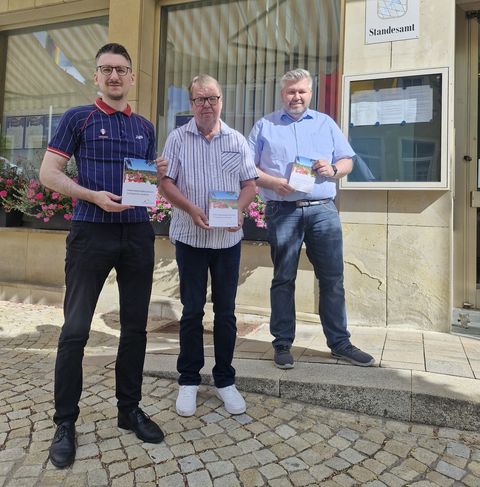 v.l.n.r.: Erster Bürgermeister, Jan Marberg, Günter Wagner, Wagners Anzeigenvertrieb & Drucksachen aller Art, Michael Worschech, Geschäftsleitung