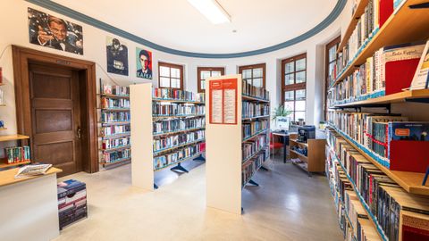 Bibliothek